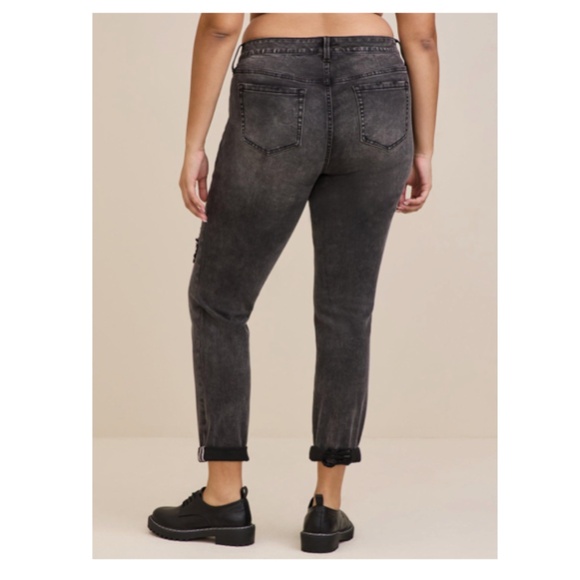 TORRID Black Distressed Boyfriend Straight Vintage Stretch Jeans Size 14S - Picture 3 of 14